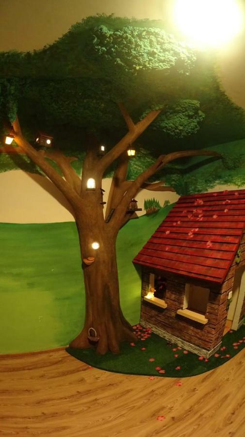 Holiday home Nibylandia Dom Pod Lasem *