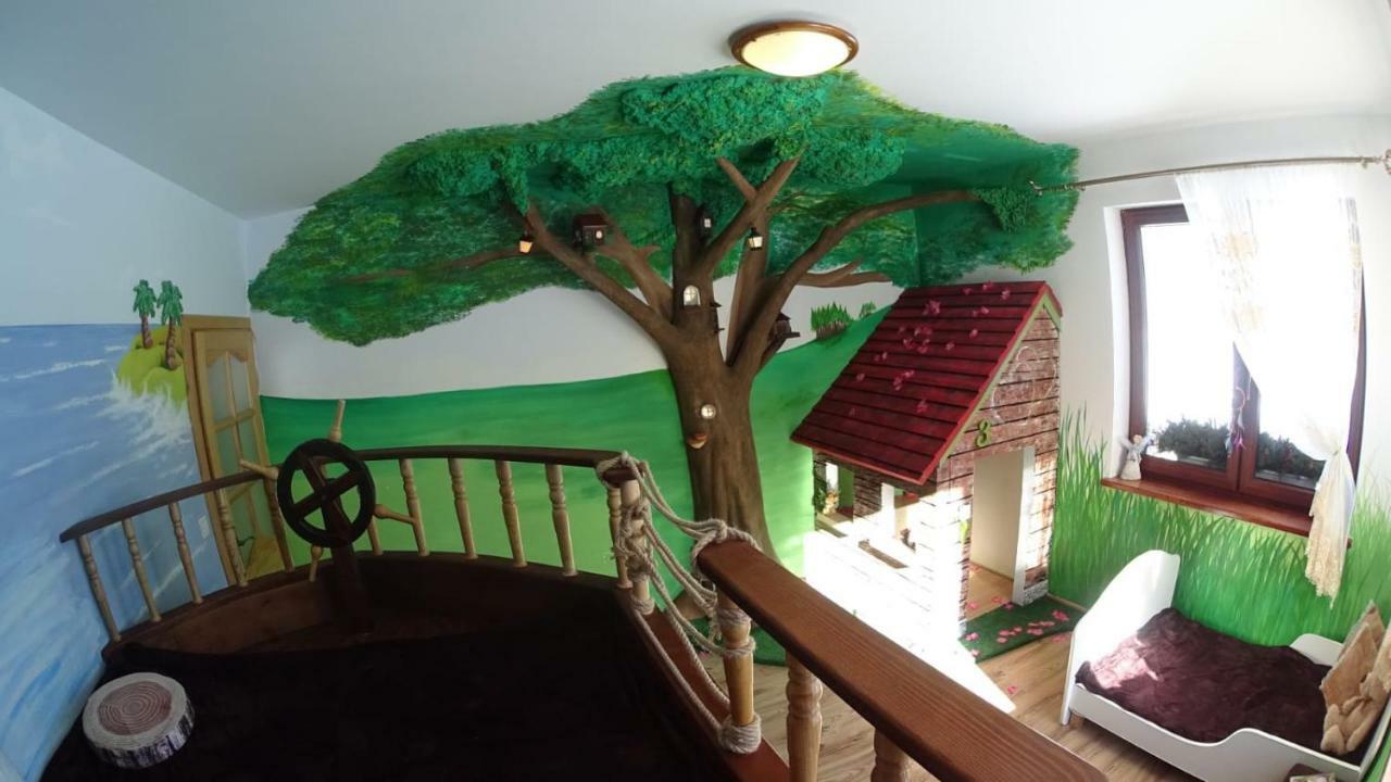 Holiday home Nibylandia Dom Pod Lasem Nowa Wies Grodziska